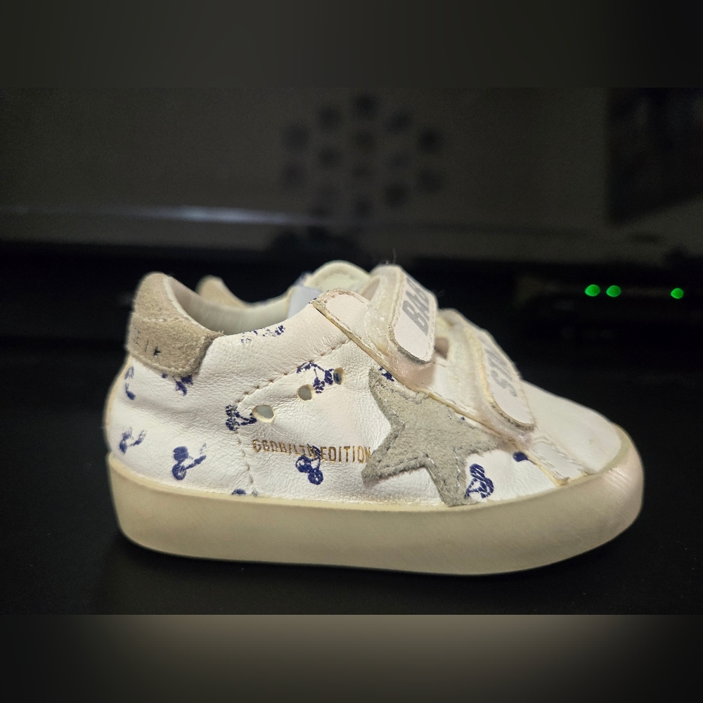 Baby shoes